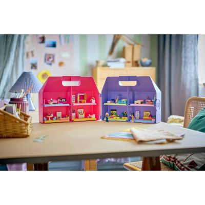 12. LEGO Friends 42697 – Kreativkoffer mit Puppenhaus