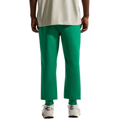 2. Nike Club BB Jogger Herrenhose Grün FN3787 365