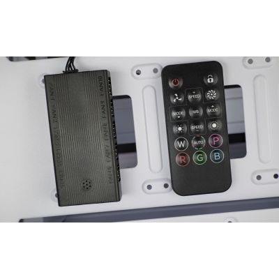 5. TACENS MARS MF-HUB 10x ARGB PWM-Hub + Fernbedienung