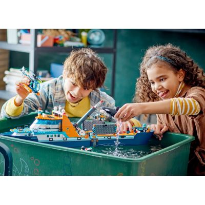 21. LEGO City 60368 Arktis-Explorerboot