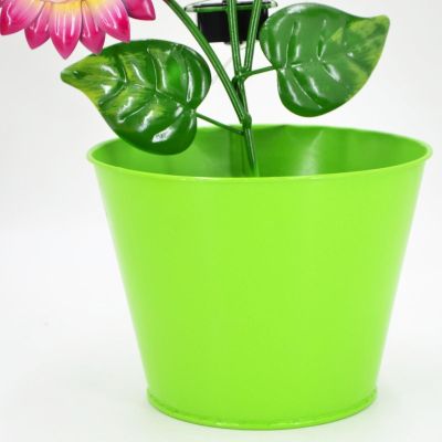 4. SOLARLAMPE SONNENBLUMEN IM GRÜNEN BLUMENTOPF
