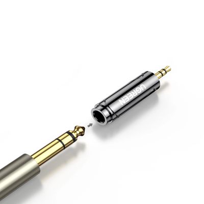 3. Ugreen Adapter 3,5-mm-Audioadapter (männlich) auf 6,35-mm-Miniklinke (weiblich) grau (AV168)