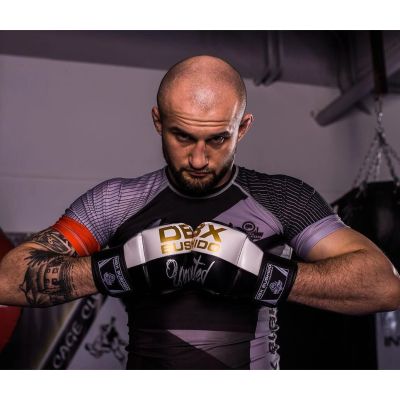 5. MMA-Sparring-Handschuhe S/M - Undefeated - Valor Series