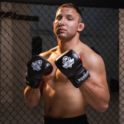 4. Fäustlinge Rot - Einheitsgröße