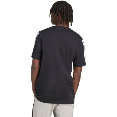 9. Adidas 3-Streifen T-Shirt M JV6783