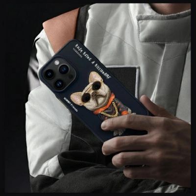10. Nimmy Glasses Cool Dog Case für iPhone 15 Pro - Schwarz