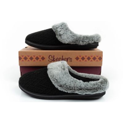 28. Skechers W 167225/BLK Hausschuhe