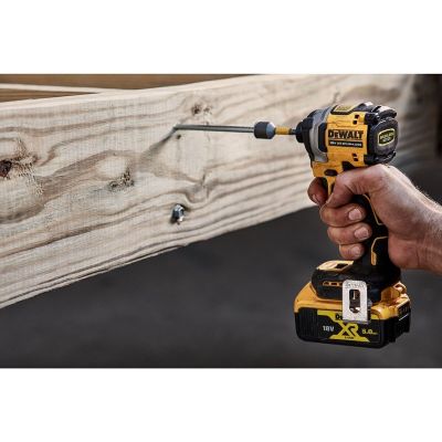 19. 18V DCF850N-XJ DEWALT Akku-Schlagschrauber