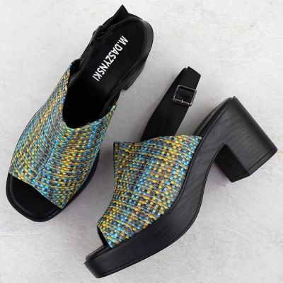 23. Damen-Sandalen mit Blockabsatz und Flechtdetail M.Daszyński MR23126-7