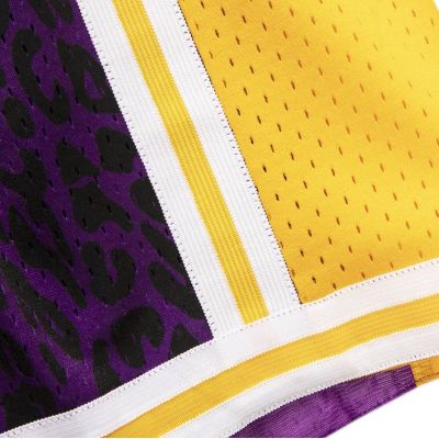 3. Mitchell & Ness Herren NBA LA Lakers Wild Life Swingman Shorts