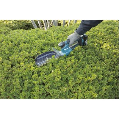 16. MAKITA DUM604ZX Akku-Grasschere