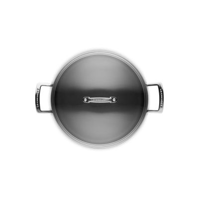 4. Le Creuset gehärtete antihaftbeschichtete Sauteuse mit Glasdeckel 28 cm