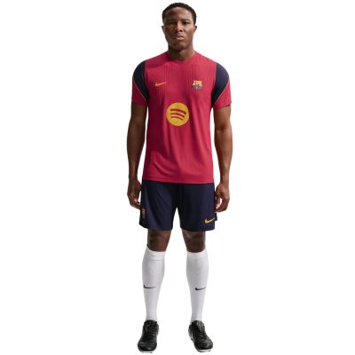 6. Nike FC Barcelona Herren-T-Shirt bordeauxrot II1839 621