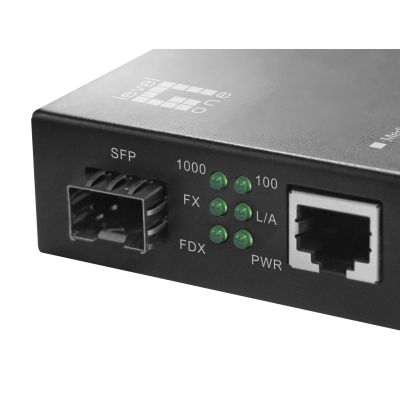 6. LevelOne GB Konverter RJ45->SFP 1 Gbit/s PoE PSE 30 W