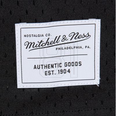 5. Legendäres Swingman-Trikot der Marke Mitchell & Ness M TMTK6552-MNNYPPPBLCK