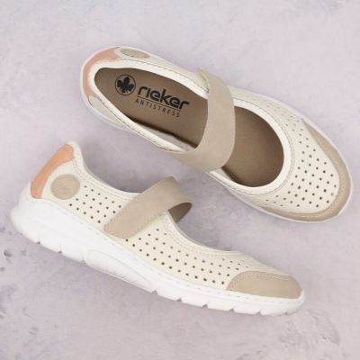 8. Bequeme Rieker W RKR575A Lochmusterschuhe, beige