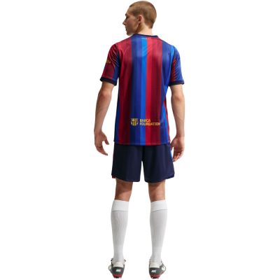 7. Nike FC Barcelona Heimtrikot 2026/27 Herrenshorts Marineblau II1947 498