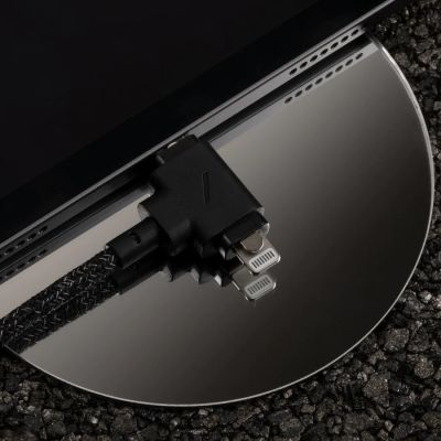 5. Native Union Gürtelkabel Duo Pro 240W USB-C - USB-C / Lightning, 2,4 m (Zebra)