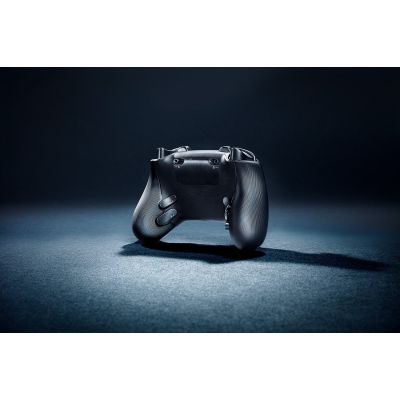 5. Razer Wolverine V3 Pro Gamecontroller (PC)