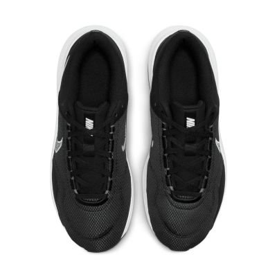 4. Nike Legend Essential 3 Next Nature M DM1120-001 Schuhe