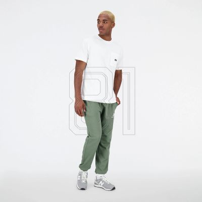 5. New Balance T-Shirt Essentials Reimagined Cott M MT31542WT