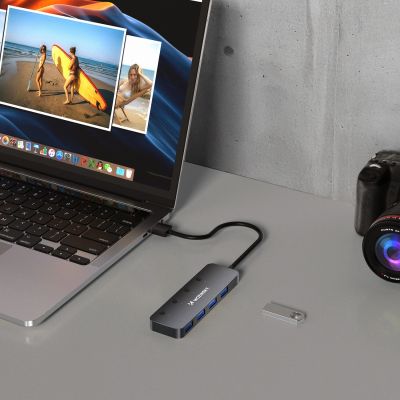 4. USB-A Hub Wozinsky WHS080YSS 4 x USB-A 3.0 mit einzelnen Schaltern, Aluminium, mit 30 cm Kabel - grau