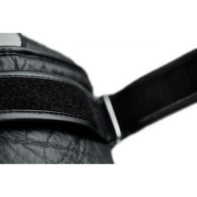 11. ADISTAR LEDERPFOTEN