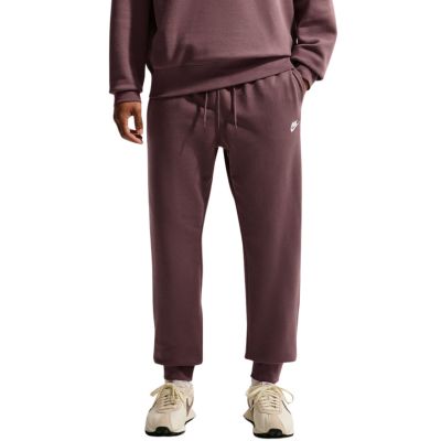 8. Nike Club Herrenhose Braun FN3801 502