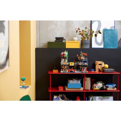 14. LEGO 71799 Ninjago – Ninjago-Stadtplatz