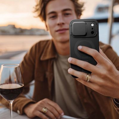 8. Tech-Protect Kevlar Aura MagSafe Case für iPhone 17 Pro Max - Schwarz
