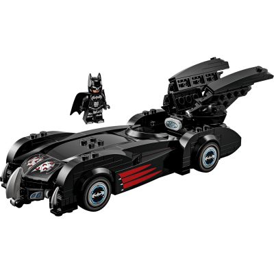 3. LEGO DC Super Heroes 76333 - Batmobil aus Batman & Robin