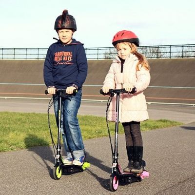 22. Razor E90 Power Core Elektroroller 13173802 (Schwarz, Grün)