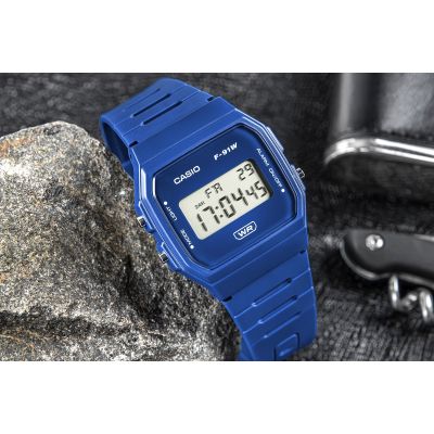 5. CASIO Unisex-Uhr F-91WB-2A1EF + Box