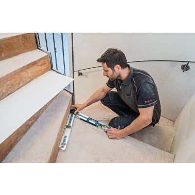 2. Bosch GAM 220 MF Professionelle digitale Winkelmesser 0 - 220°
