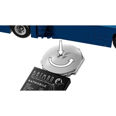 5. LEGO Super Heroes 76274 Batman mit Batmobil gegen Harley Quinn und Mr. Freeze