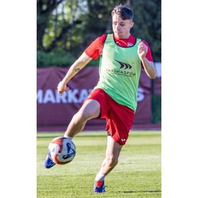 5. Yakima Jr. 100371D Grünes Fußball-Sport-Tag
