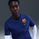4. Nike FC Barcelona Wappen-T-Shirt M HQ8396-455