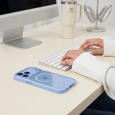 5. Tech-Protect Magmat Magsafe CC Hülle für iPhone 17 Pro Max / 18 Pro Max – Transparentes Hellblau