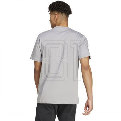 3. adidas Tech Linear Graphic T-Shirt M IY0728