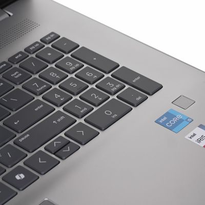 6. HP 17-CN3068CL i5 1334U 17,3" FHD AG 8GB SSD512 BT BLKB FPR Win11 Silber (REPACK) 2 Jahre