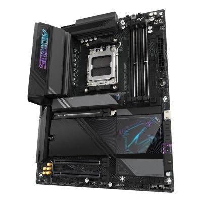 4. Gigabyte X870E AORUS PRO Mainboard