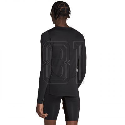 2. T-shirt adidas Techfit Aeroready Long Sleeve Tee M HP0626