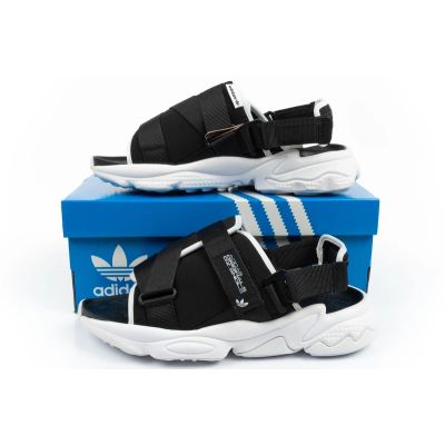 30. adidas Ozweego Sandal W GZ8410 Schuhe