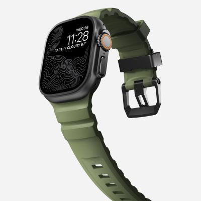 7. Nomad Rocky Point Armband, schwarzes Leder, Titan