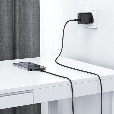 8. Acefast MFI USB - Lightning -Kabel 1,8 m, 2,4 A schwarz (C4-02 A Black)