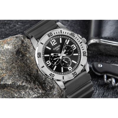 5. Herrenuhr CASIO MTP-VD300-1BUDF + Box