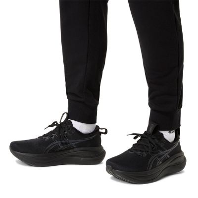 5. Asics French Terry-Hose