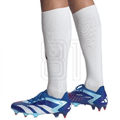 4. Adidas Predator Accuracy.1 Low SG M IF2291 Fußballschuhe