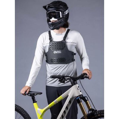 3. EVOC Torso Protector schwarz