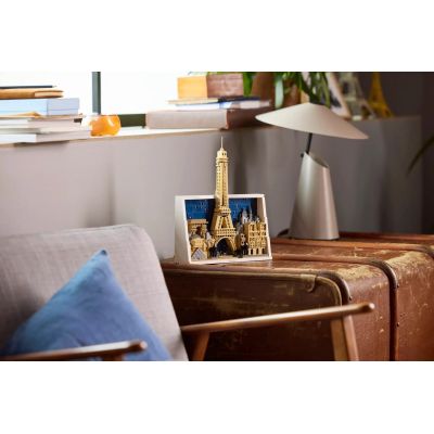 27. LEGO Architecture 21064 Paris